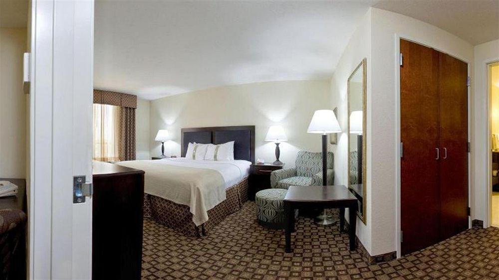 Holiday Inn Quincy By Ihg Esterno foto