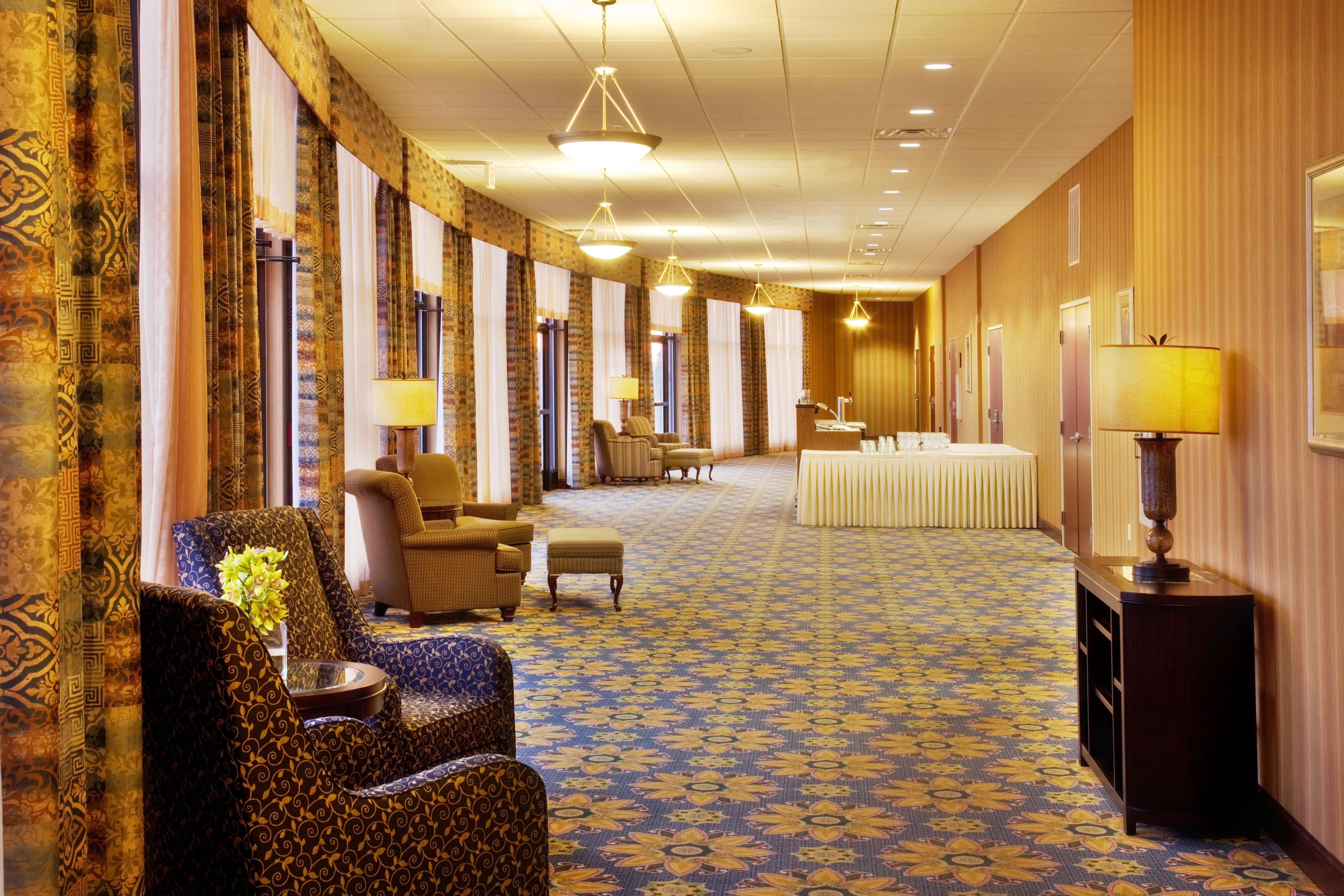 Holiday Inn Quincy By Ihg Esterno foto