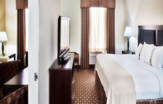 Holiday Inn Quincy By Ihg Esterno foto